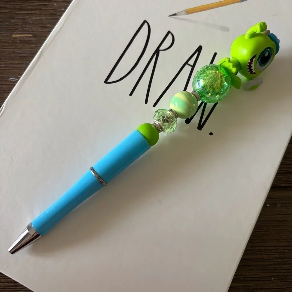 Disney Doorables: Monster INC: Mike handmade beaded pen